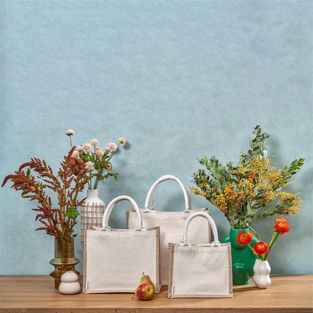 Okiyo Chinsai Mini Jute & Cotton Gift Bag - Image 8