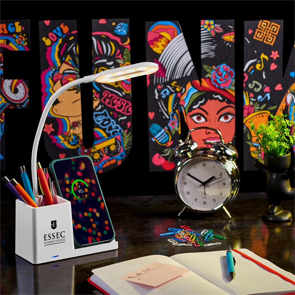 Swiss Cougar Ottawa Wireless Charger and Desk Lamp - Image 17